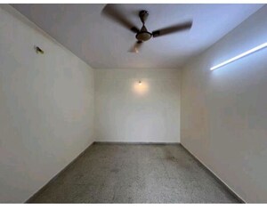 Room in 3 BHK Apartment at Madhuban Brindavan Apartments, Koramangala – for Sale