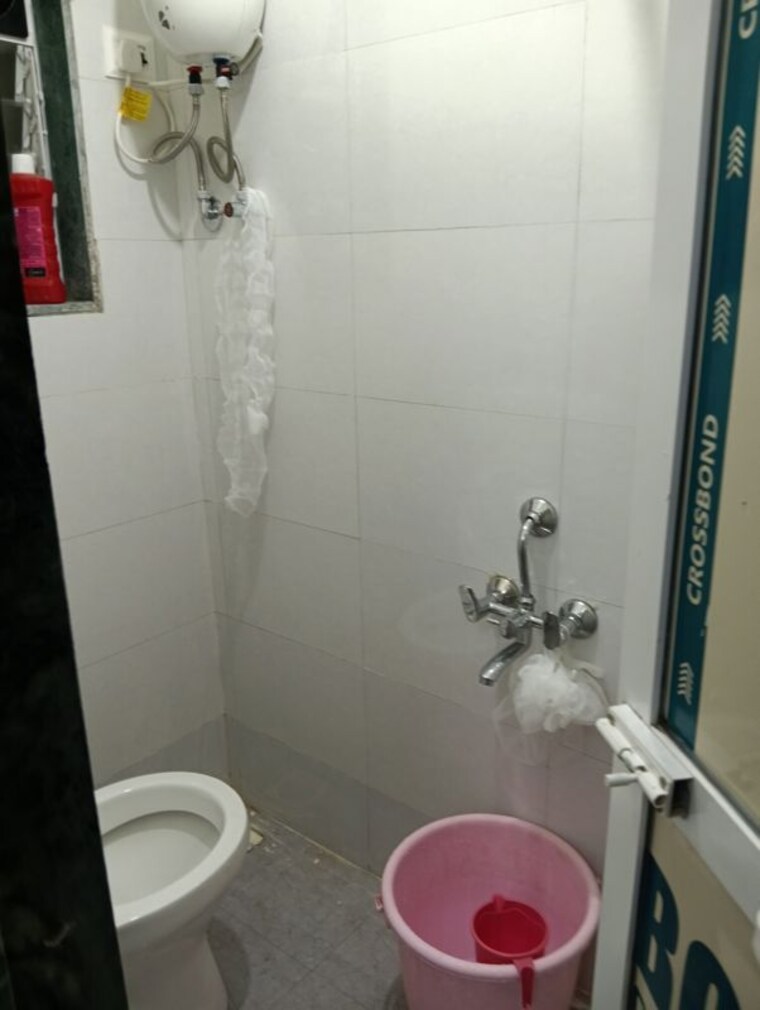 Bathroom, bhandup west 1 Bedroom 380 Sq.Ft. Apartment In Bhandup West Mumbai 10756872