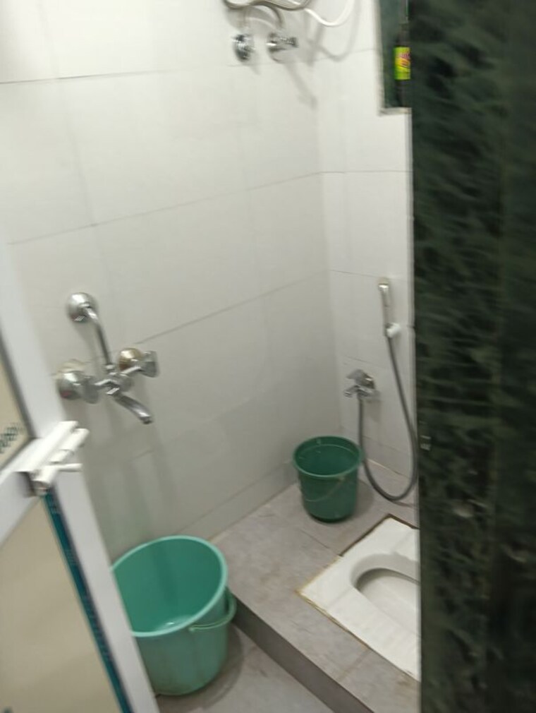 Bathroom, bhandup west 1 Bedroom 380 Sq.Ft. Apartment In Bhandup West Mumbai 10756872