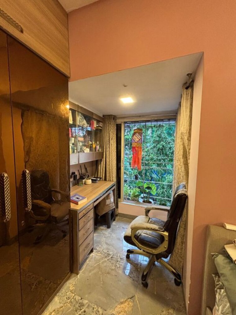 Living Room, mig-colony 2 Bedroom 550 Sq.Ft. Apartment In Worli Mumbai 10756877