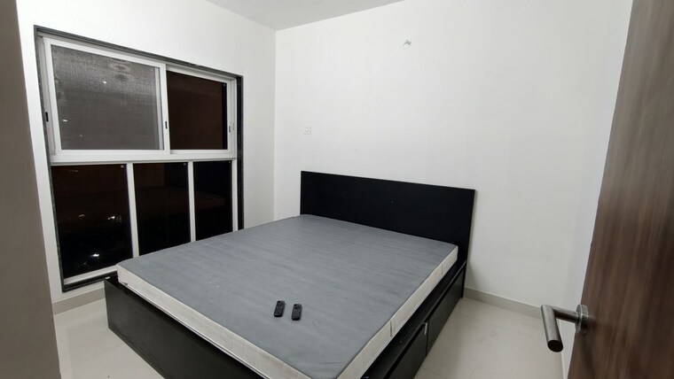 Bedroom, mig-colony 2 Bedroom 550 Sq.Ft. Apartment In Worli Mumbai 10756877