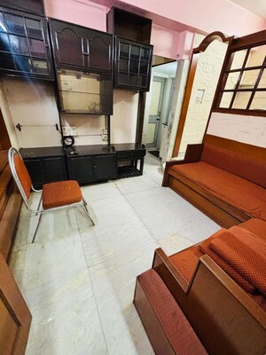 Team Area in 1 BHK Apartment at Triveni Apartment Dadar West, Dadar West – for Rent