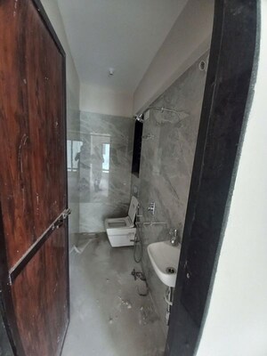 Bathroom in 1 RK Apartment at Pethey Building, Dadar West – for Rent