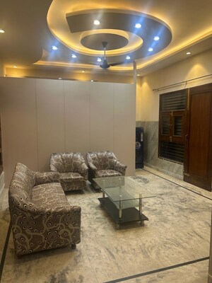2 BHK Builder Floor For Rent in Sector 123