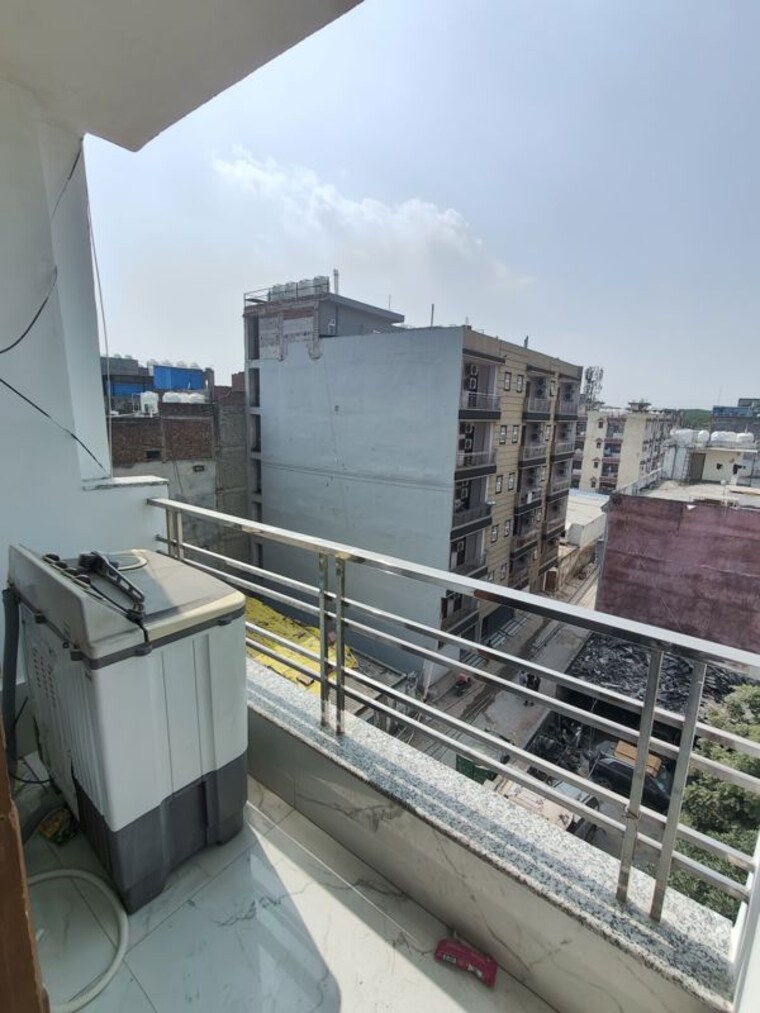 Balcony, saket 2 Bedroom 950 Sq.Ft. Builder Floor In Saket Delhi 10756944
