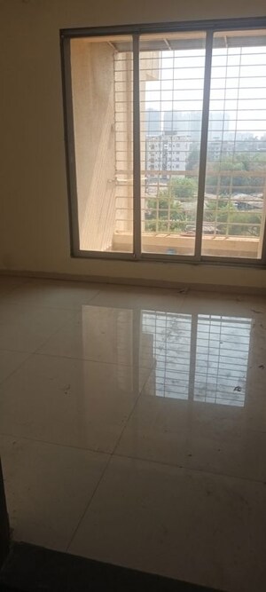Room in 2 BHK Apartment at Century One, Ghansoli – for Rent