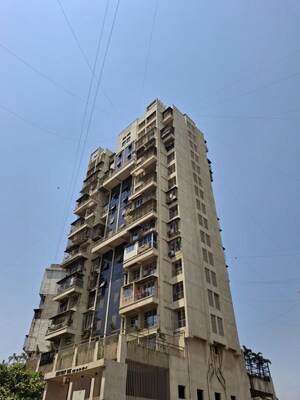 2 BHK Apartment For Rent in Century One, Ghansoli