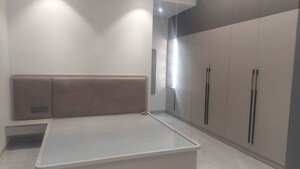 Room in 3 BHK Apartment at Jubilee Hills – for Rent