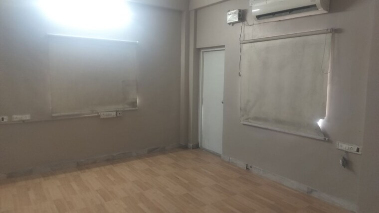 Room, banjara hills Commercial Office Space 1800 Sq.Ft. In Banjara Hills Hyderabad 10756974