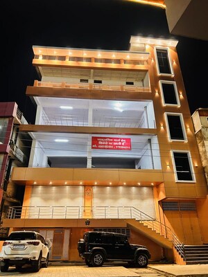  Showroom – Exterior View View at Taramandal - for Rent