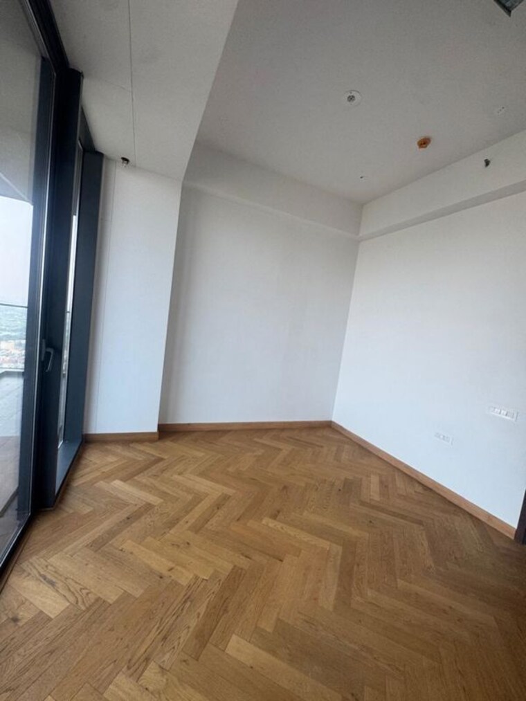 Room, m3m-trump-tower 4 Bedroom 6050 Sq.Ft. Apartment In Sector 65 Gurgaon 10757009