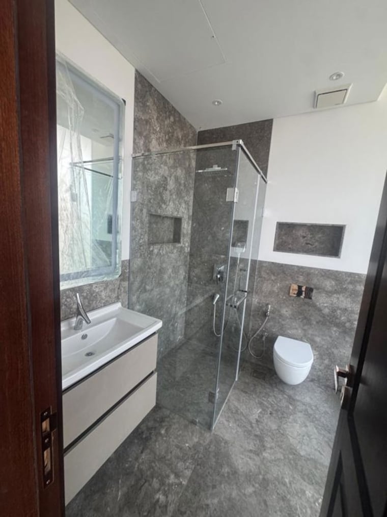 Bathroom, m3m-trump-tower 4 Bedroom 6050 Sq.Ft. Apartment In Sector 65 Gurgaon 10757009