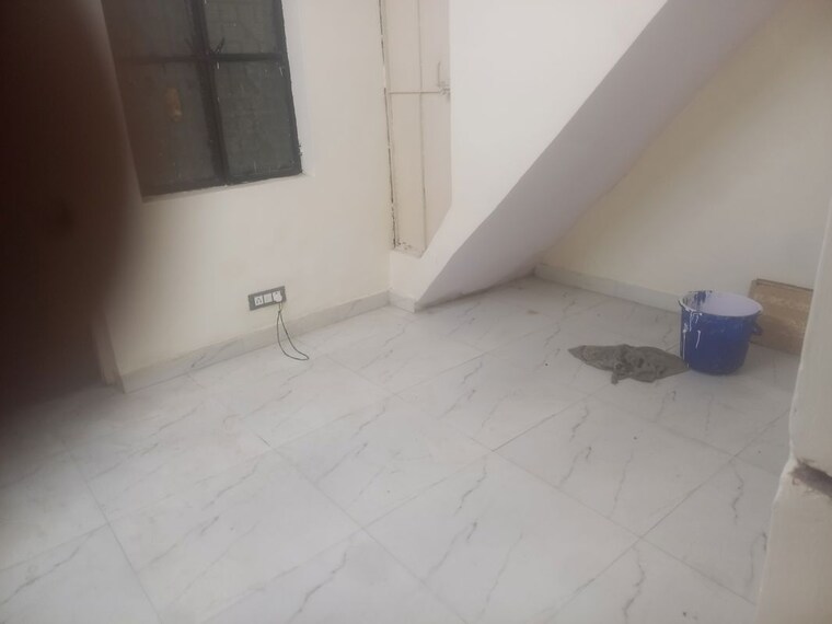 Room, sector 12 2 Bedroom 870 Sq.Ft. Independent House In Sector 12 Noida 10757014
