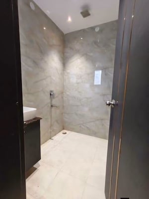 Bathroom in 2 BHK Builder Floor at Sector 15 – for Rent