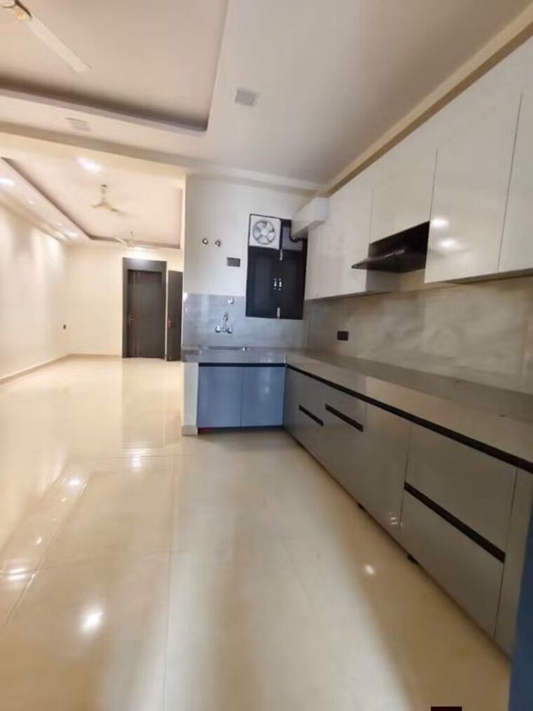 Kitchen, sector 15 2 Bedroom 1180 Sq.Ft. Builder Floor In Sector 15 Gurgaon 10757026