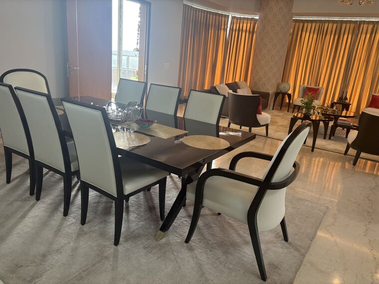 Living Room, paras-quartier 4 Bedroom 6000 Sq.Ft. Apartment In Gwal Pahari Gurgaon 10757036
