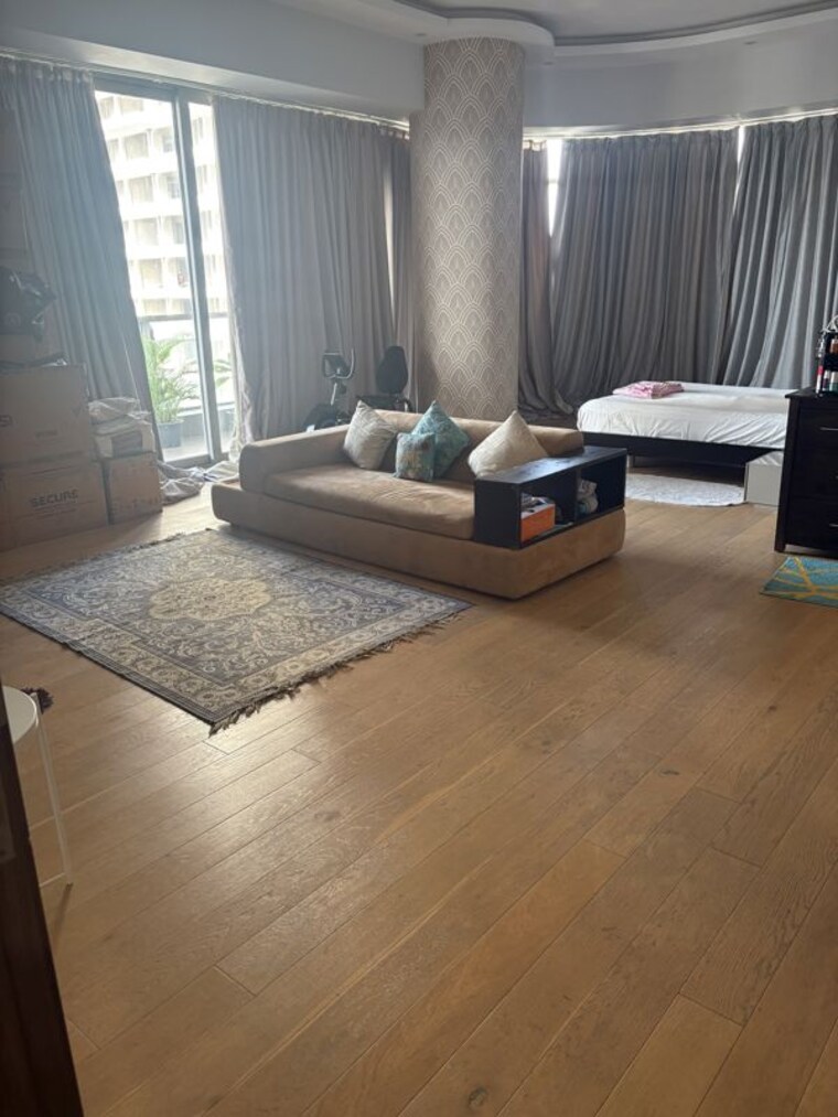Kitchen, paras-quartier 4 Bedroom 6000 Sq.Ft. Apartment In Gwal Pahari Gurgaon 10757036