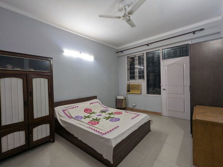 Master Bedroom, uppal-southend 3 Bedroom 311 Sq.Yd. Builder Floor In Sector 49 Gurgaon 10757045