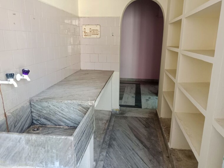 Bathroom, parrys 2 Bedroom 1000 Sq.Ft. Apartment In Parrys Chennai 10757047