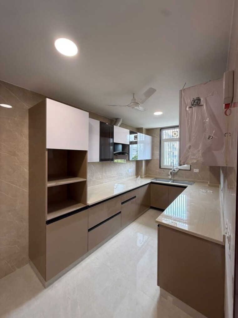 Kitchen, smart-world-orchard 3 Bedroom 1440 Sq.Ft. Apartment In Sector 61 Gurgaon 10757052