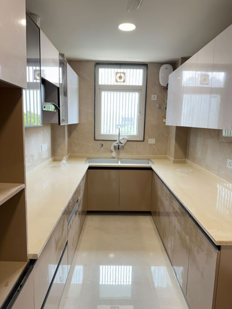 Kitchen, smart-world-orchard 3 Bedroom 1440 Sq.Ft. Apartment In Sector 61 Gurgaon 10757052
