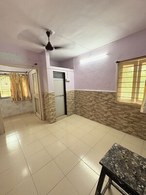 Room in 1 BHK Apartment at Hubtown Greenwoods, Vartak Nagar – for Rent