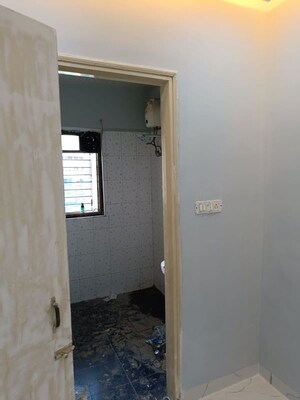 Room in 3 BHK Apartment at Kshitij CHS Sanpada, Sanpada – for Rent