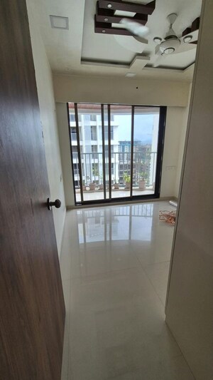 Room in 2 BHK Apartment at Silver CHS Old Panvel, Old Panvel – for Rent
