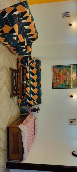 Staircase in 4 BHK Apartment at Saket – for Rent