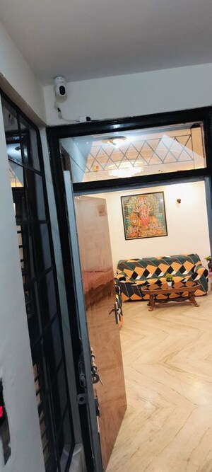 Bedroom in 4 BHK Apartment at Saket – for Rent