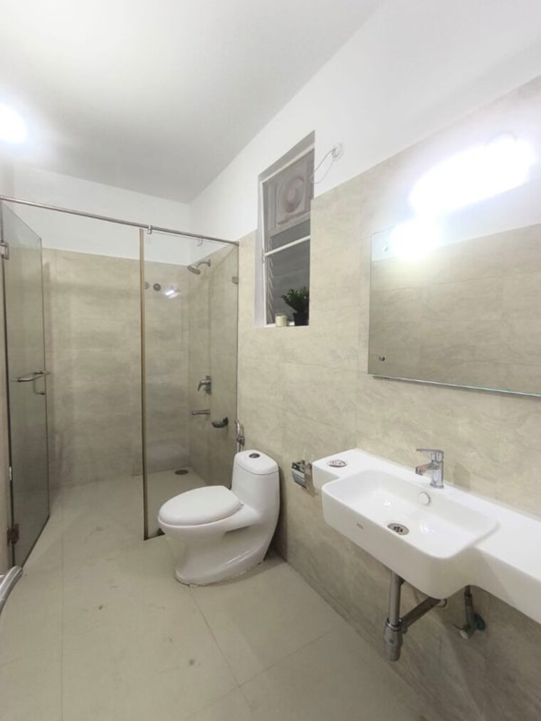 Bathroom, babukhan-lakefront 4 Bedroom 3550 Sq.Ft. Villa In Kokapet Hyderabad 10757099
