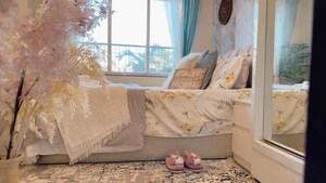 Bedroom in 2 BHK Apartment at DLH Sorrento, Veera Desai Road – for Rent