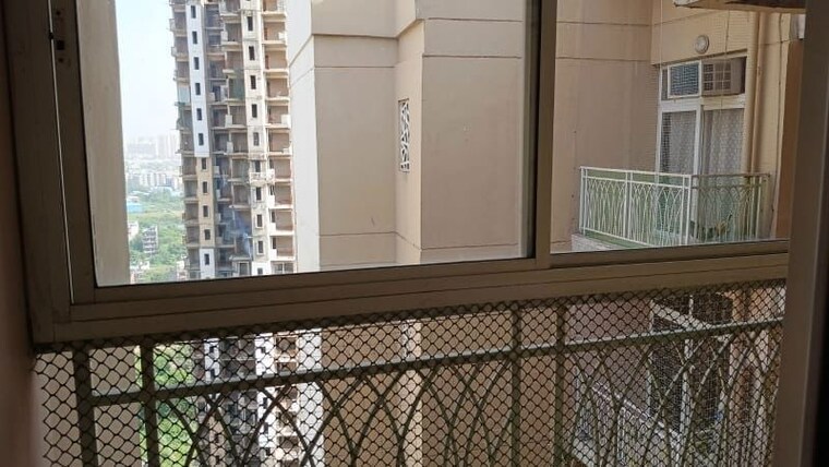 Balcony, mahagun-my-woods 2.5 Bedroom 1110 Sq.Ft. Apartment In Sector 16c Greater Noida Greater Noida 10757154