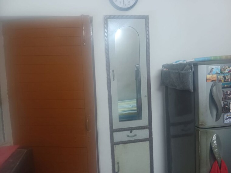 Bathroom, amrapali-silicon-city 2.5 Bedroom 1180 Sq.Ft. Apartment In Sector 76 Noida 10757177