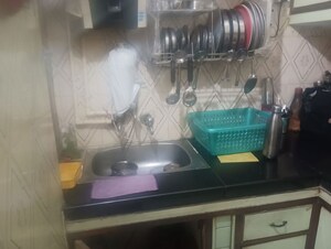 Kitchen in 2.5 BHK Apartment at Amrapali Silicon City, Sector 76 – for Sale
