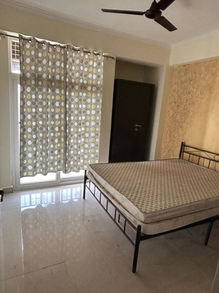 Bedroom, amrapali-silicon-city 2.5 Bedroom 1180 Sq.Ft. Apartment In Sector 76 Noida 10757177