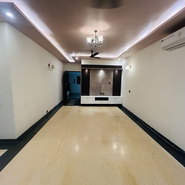 Room, bestech-park-view-city-2 3.5 Bedroom 1870 Sq.Ft. Apartment In Sector 49 Gurgaon 10757180