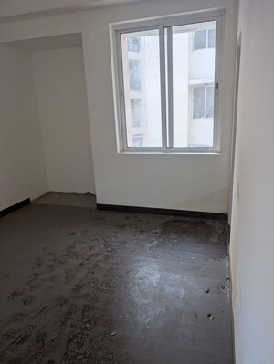 Room in 3 BHK Apartment at Jaypee Klassic Arcade, Sector 134 – for Sale