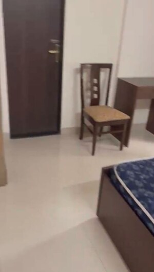 Bedroom in 2 BHK Apartment at Chembur – for Rent