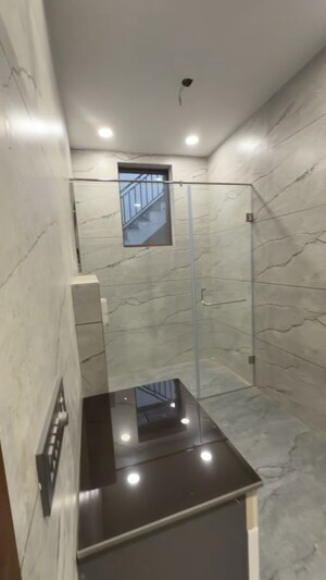 Bathroom in 6 BHK Independent House at Dugri – for Sale