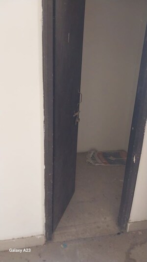 Bathroom in 3.5 BHK Apartment at Techman Moti Residency Phase II, Raj Nagar Extension – for Sale