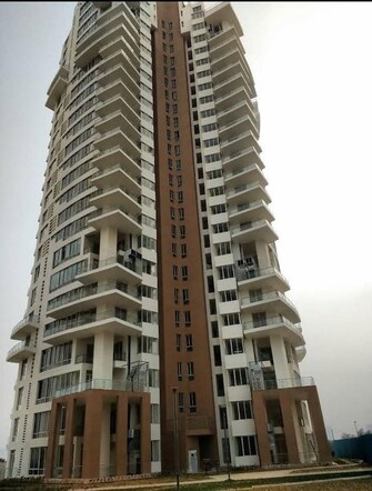 5 BHK +Apartment For Sale in Pioneer Park Presidia in Sector 62, Gurgaon