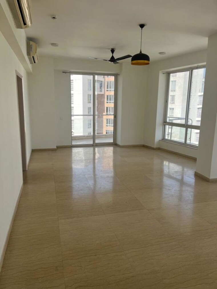 Room, pioneer-park-presidia 5 Bedroom 4800 Sq.Ft. Apartment In Sector 62 Gurgaon 10757355