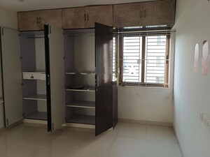 Room in 3 BHK Apartment at Manbhum Rhapsody, Financial District – for Rent