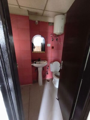 Bathroom in 3 BHK Apartment at Antriksh Golf View, Sector 78 – for Rent