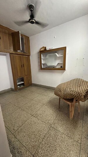 Bedroom in 1.5 BHK Villa at Mehboob Apartments, Vikas Nagar – for Rent