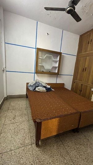 1.5 BHK Villa For Rent in Mehboob Apartments, Vikas Nagar