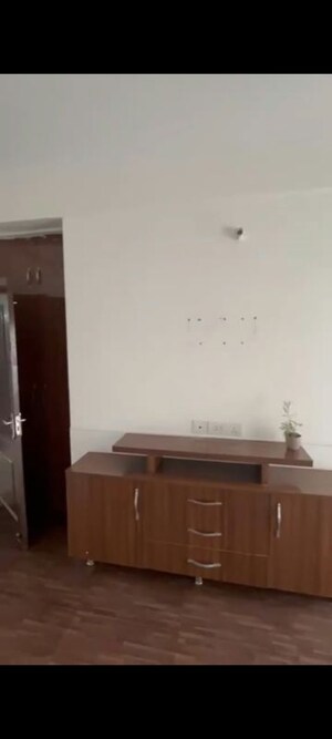 Furnished Amenities in 3 BHK Apartment at VVIP Addresses, Raj Nagar Extension – for Rent