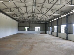Room in  Warehouse at Annur – for Rent
