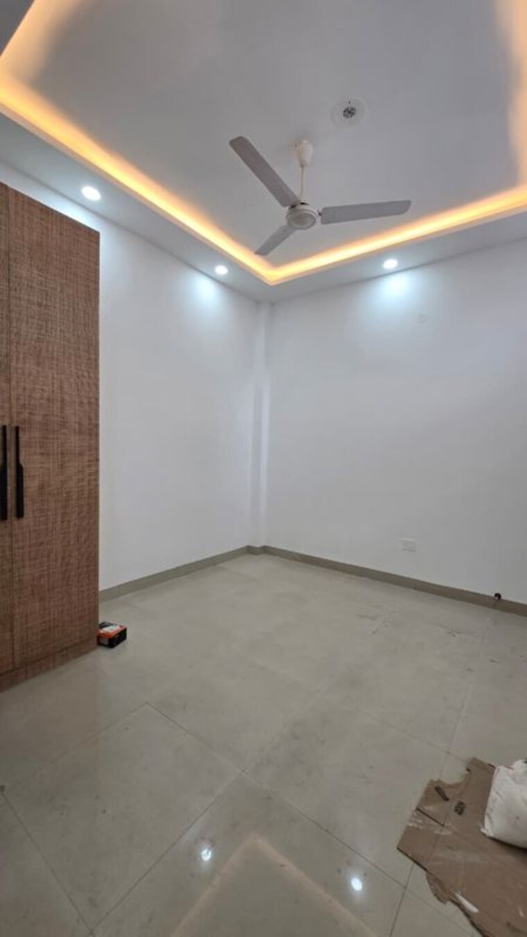 Room, hero-homes-palatial 2 Bedroom 1600 Sq.Ft. Apartment In Sector 104 Gurgaon 10757494